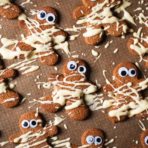 Suikervrije Halloween speculaas poppen