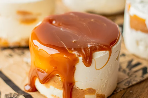 Suikervrije caramel ijs taartjes