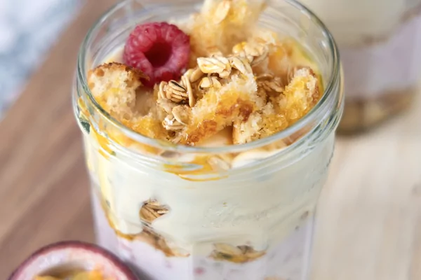 Sugarfree passionfruit biscuit parfait